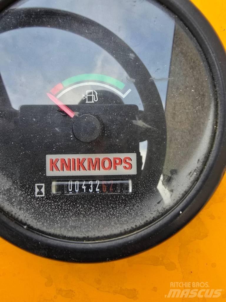 Knikmops 100 Gumikerekes homlokrakodók