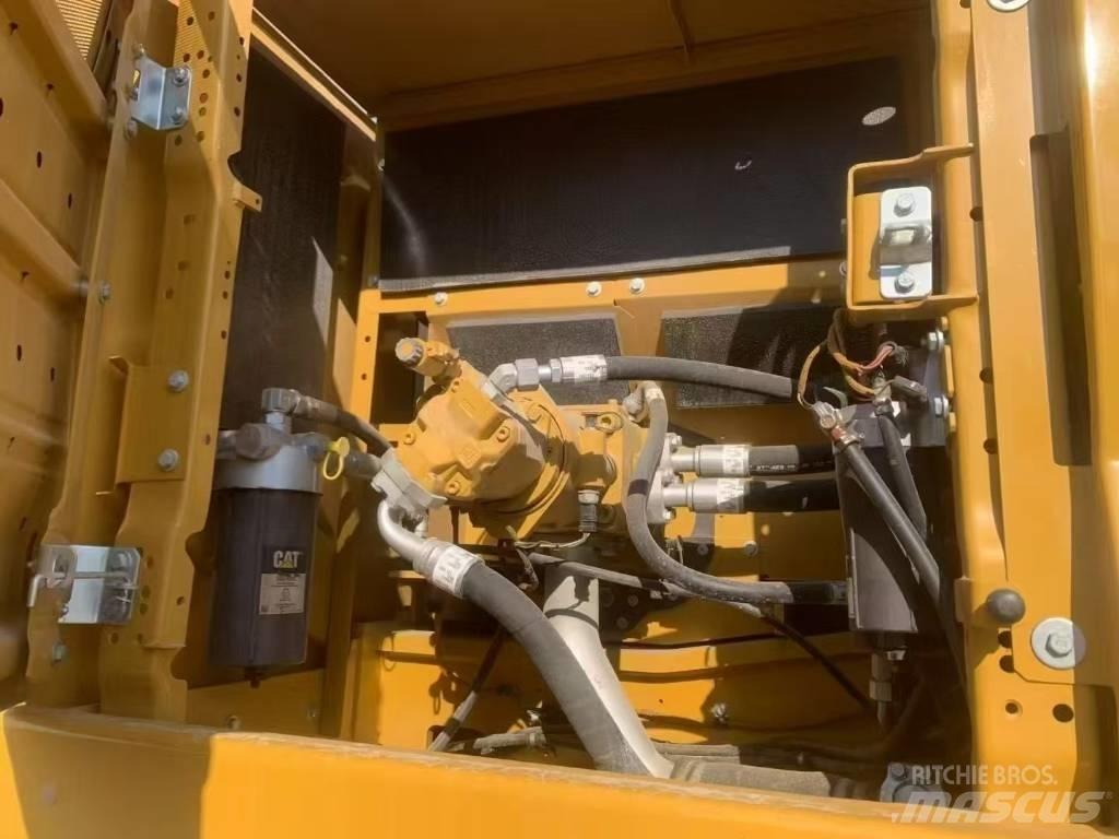 CAT 345GC Lánctalpas kotrók