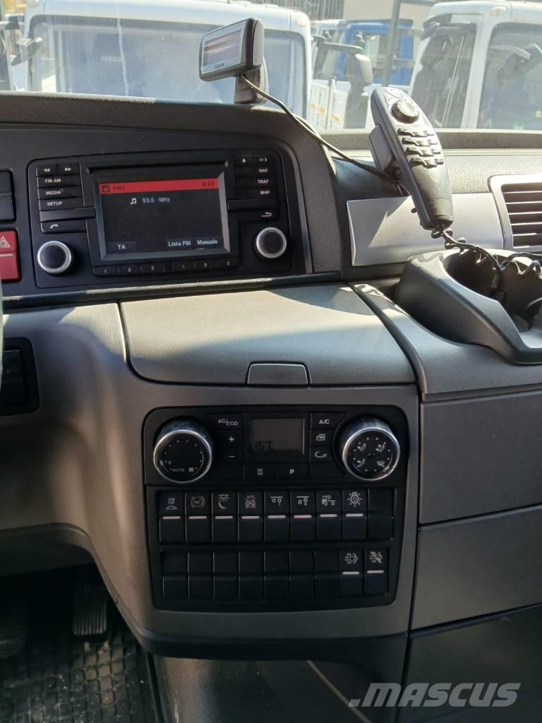MAN TGX 26.440 Platós/Csörlős teherautók