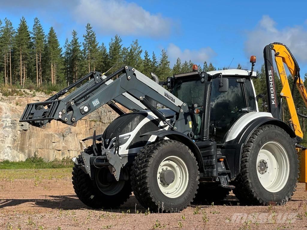 Valtra T 174 Traktorok