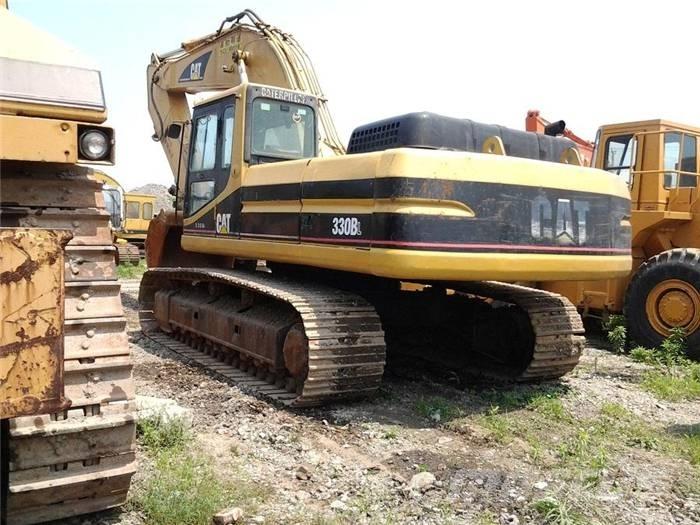 CAT 330 B Lánctalpas kotrók