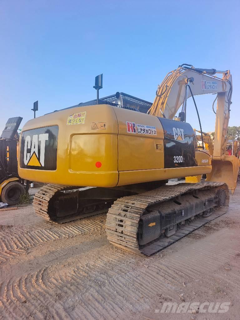 CAT 320 D Lánctalpas kotrók