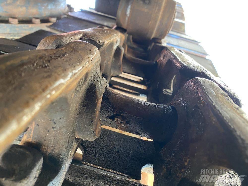 Hitachi ZX 160 Lánctalpas kotrók