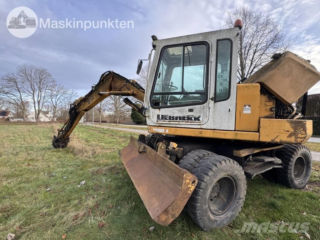 Liebherr A 310 B Gumikerekes kotrók