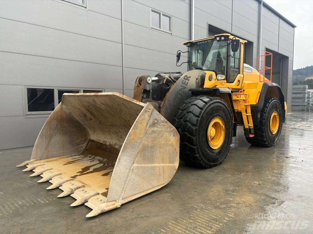 Volvo L250H Gumikerekes homlokrakodók