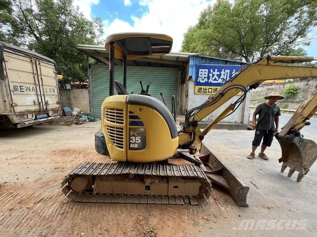 Komatsu PC 35 MR-2 Mini kotrók < 7t