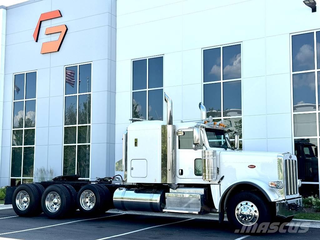 Peterbilt 388 Nyergesvontatók