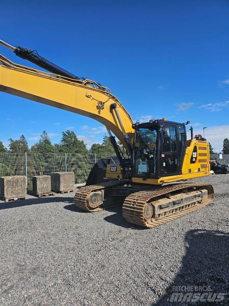 CAT 323 Lánctalpas kotrók