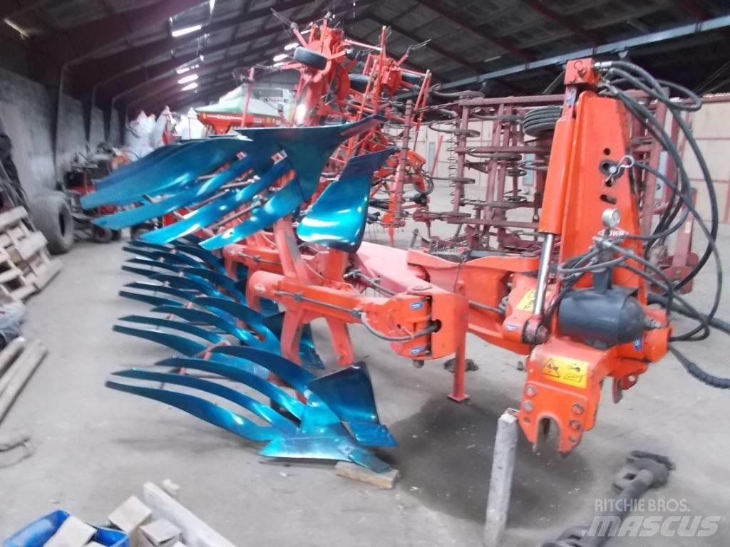 Kuhn Vari-Master 122 Váltvaforgató ekék