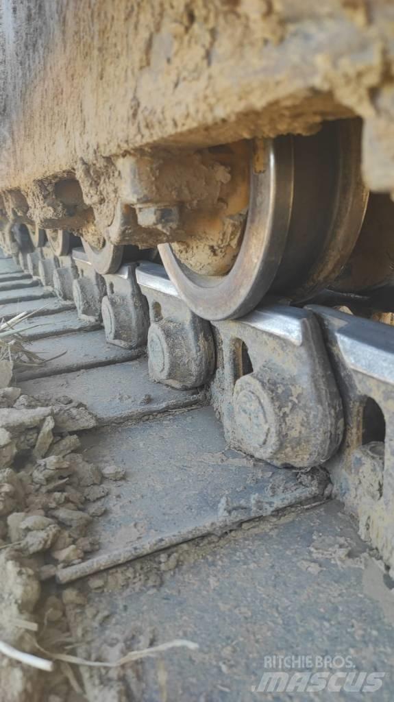 CAT D 6 R lánctalpas dózerek