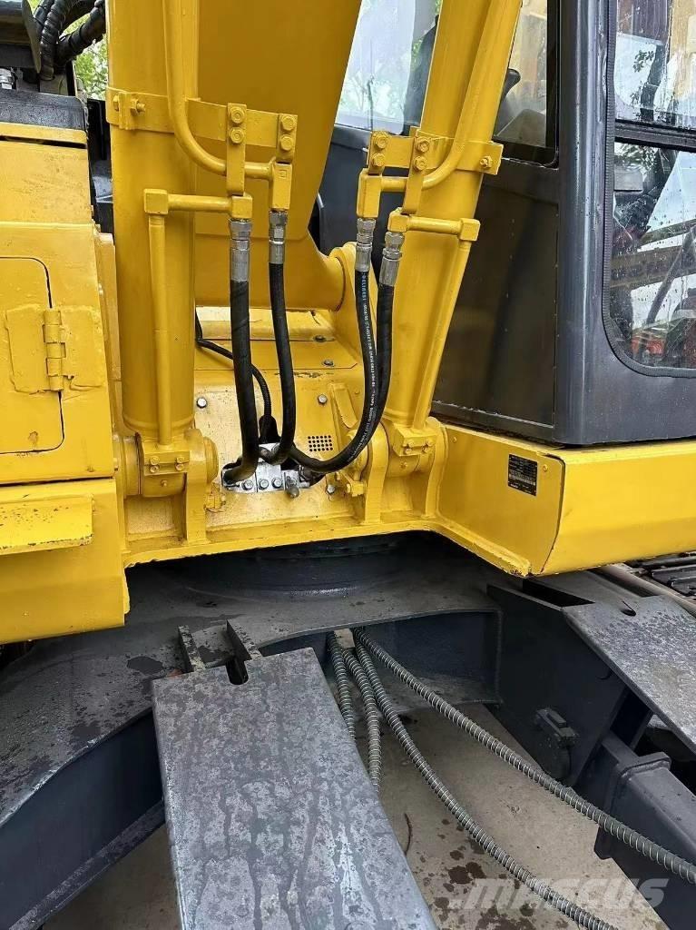 Komatsu PC 128US-2EO Lánctalpas kotrók