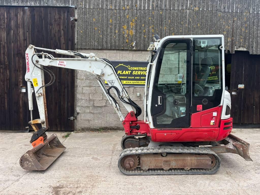 Takeuchi TB 230 Mini kotrók < 7t