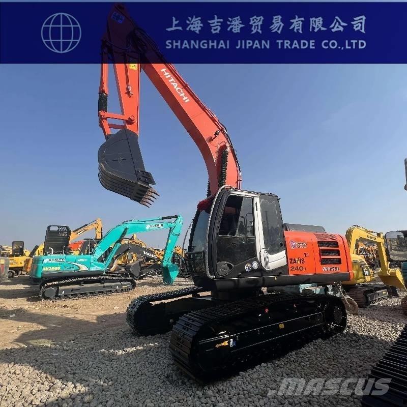 Hitachi ZX 240 Lánctalpas kotrók