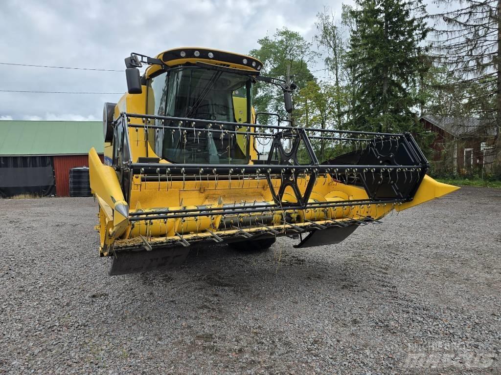 New Holland TC 4.90 Kombájnok