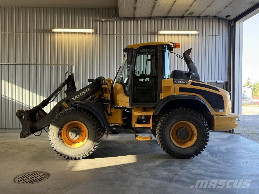 Volvo L 45 TP/S Lánctalpas kotrók