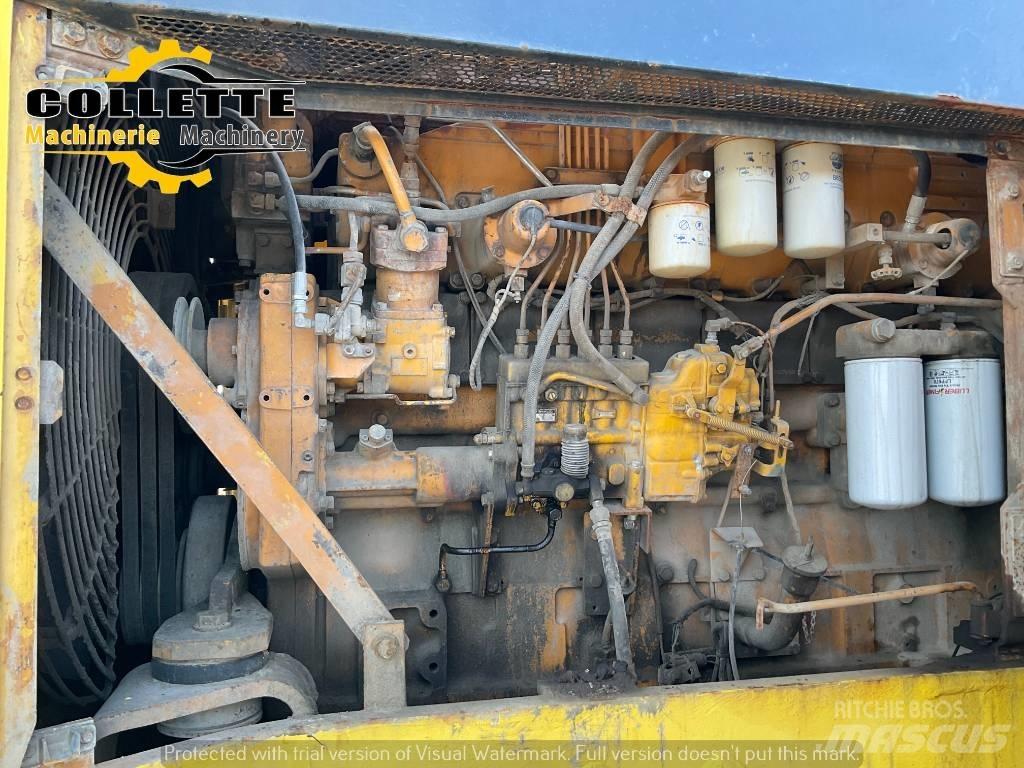 Komatsu WA 600-1 Gumikerekes homlokrakodók