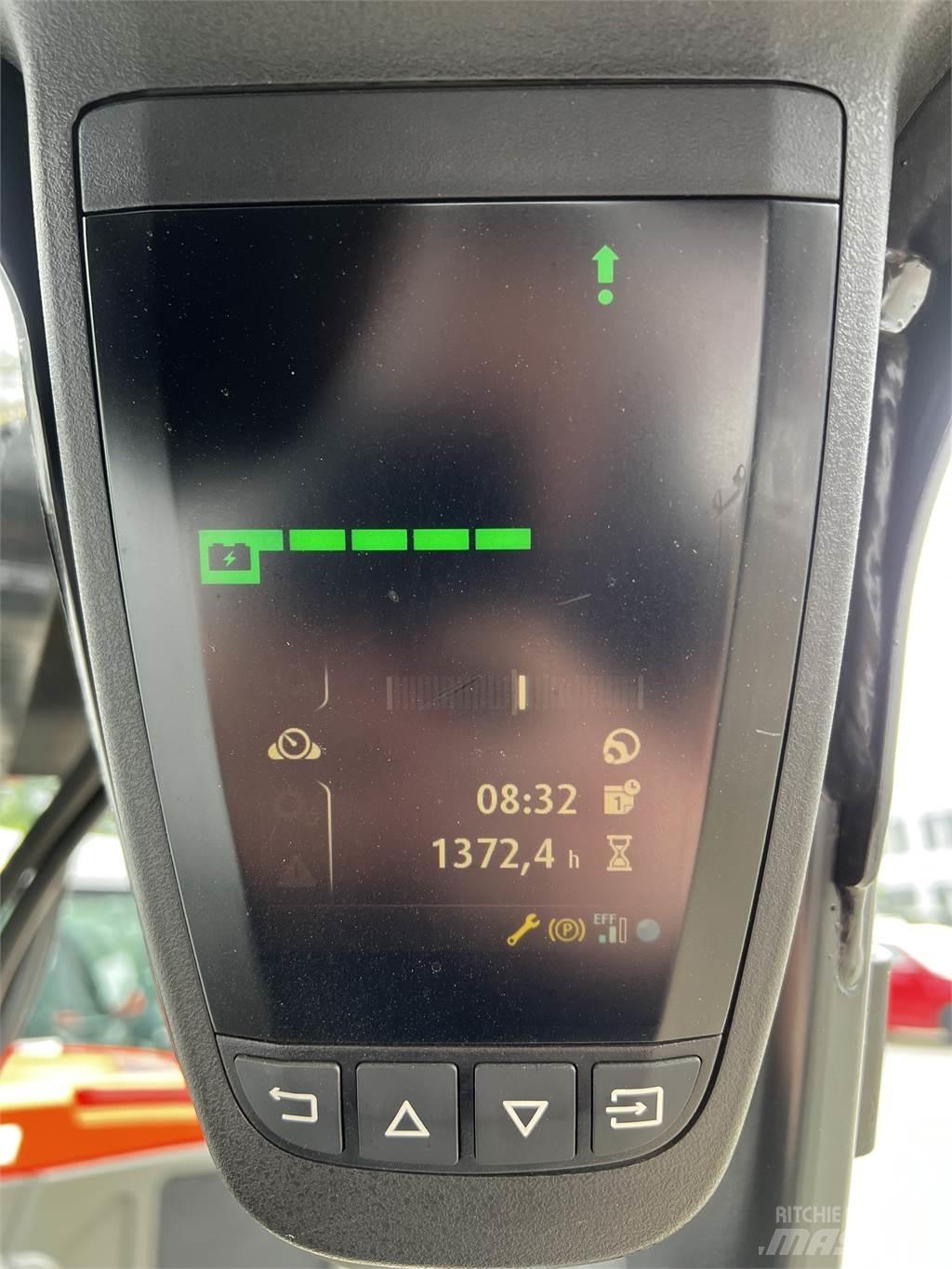 Linde E16C Elektromos targoncák