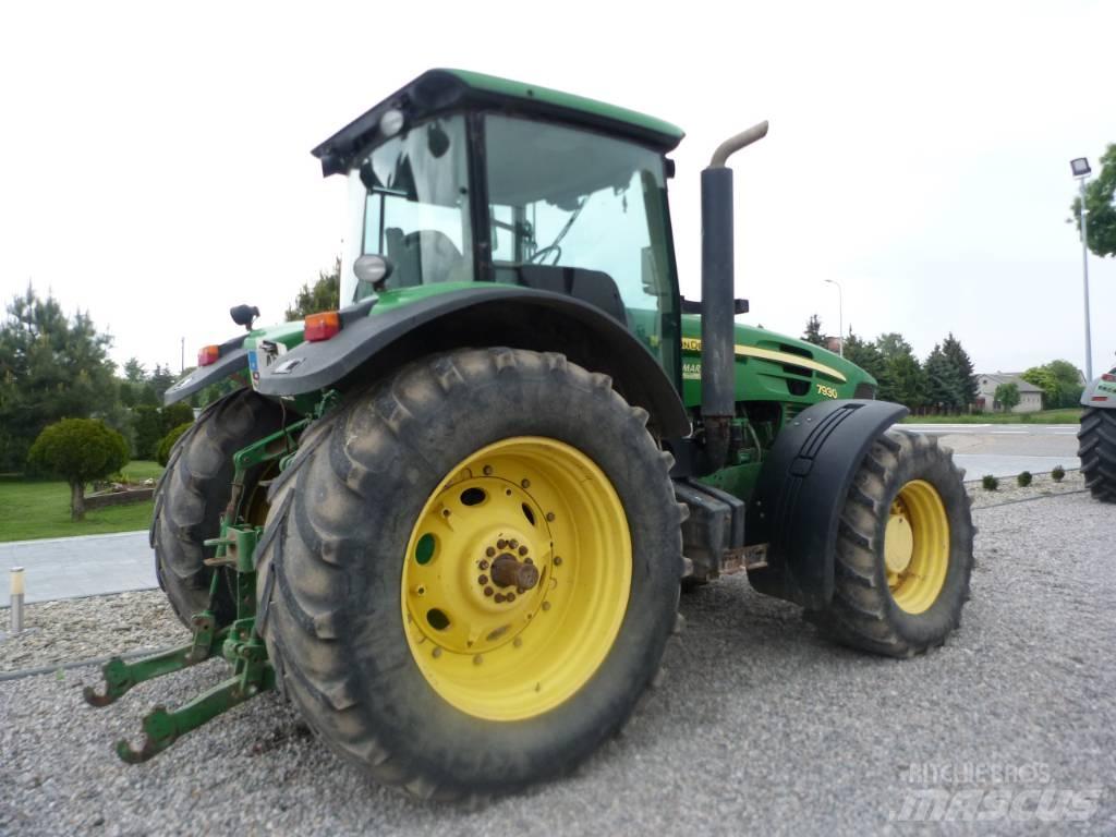 John Deere 7930 Traktorok