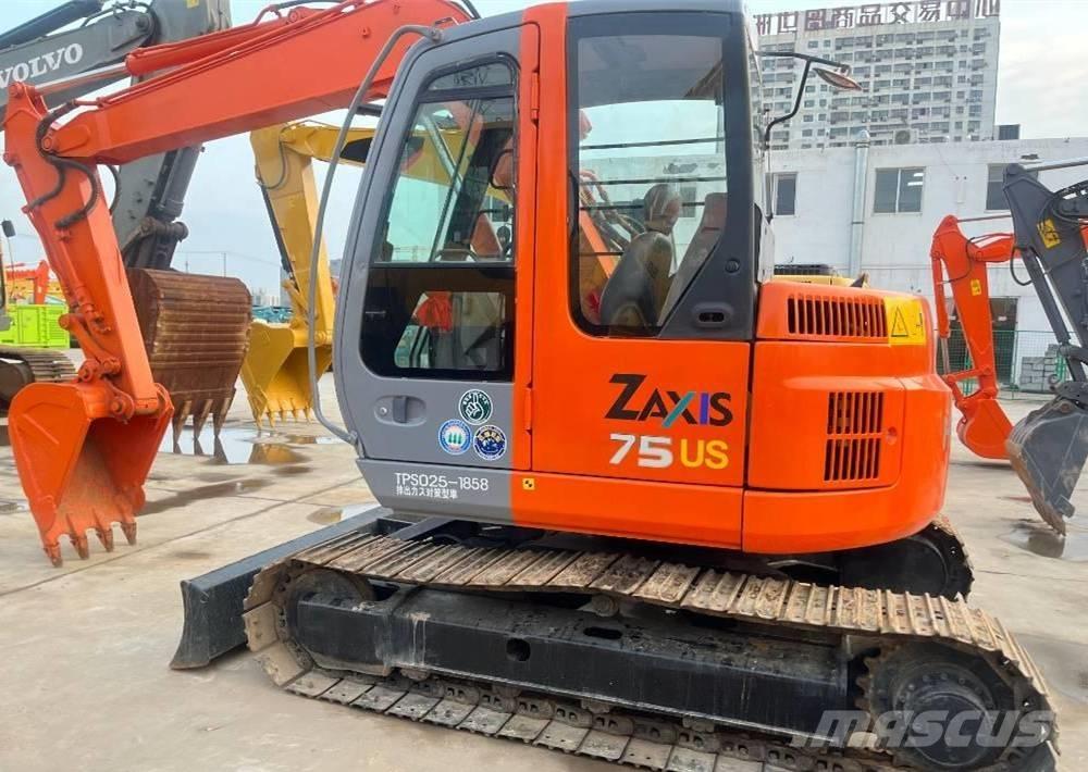 Hitachi ZX 75 Mini kotrók < 7t