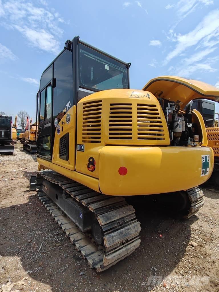 Komatsu PC 70 Lánctalpas kotrók