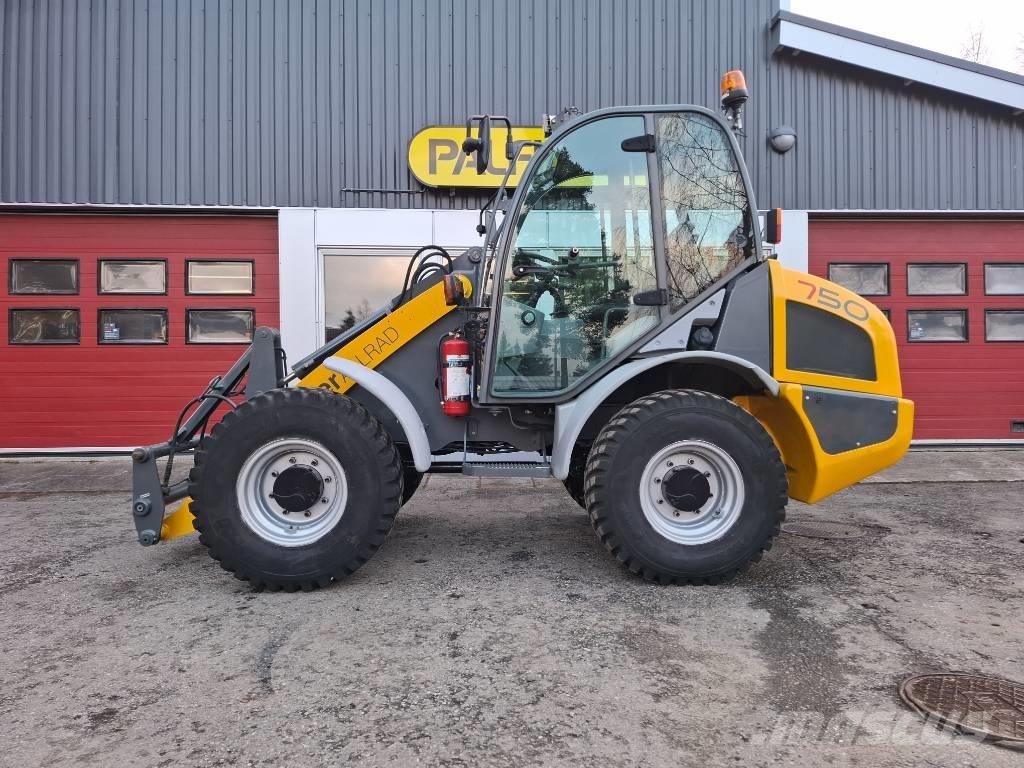 Kramer 750 Gumikerekes homlokrakodók