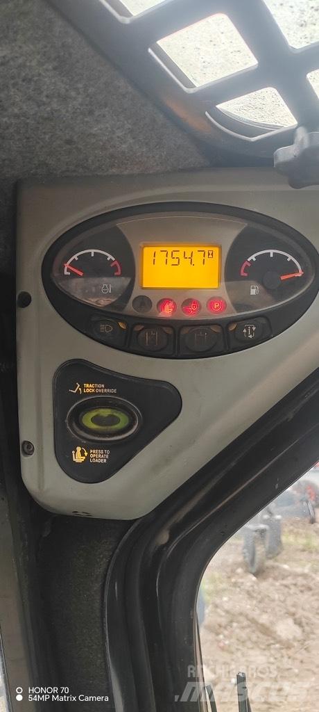 Bobcat S 220 Kompaktrakodók