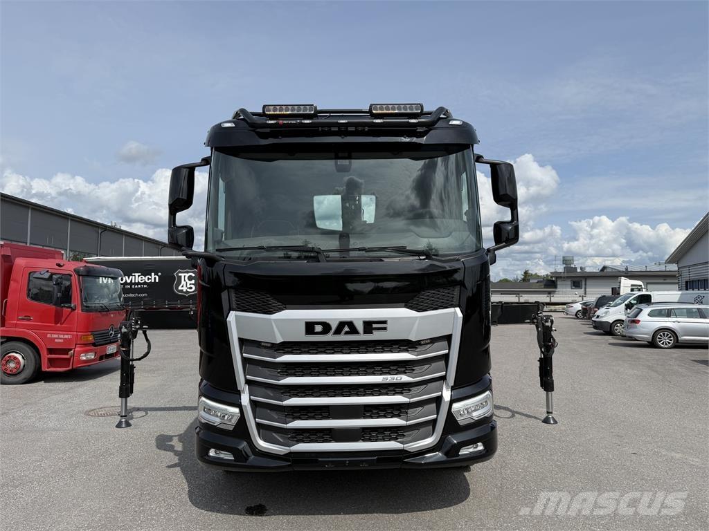 DAF XF 530 FAW 8X4 Darus teherautók