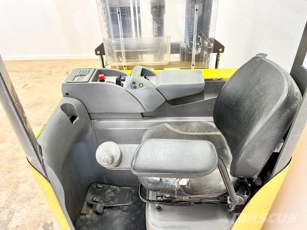 Atlet x/160-675 Elektromos gyalogkíséretű targoncák