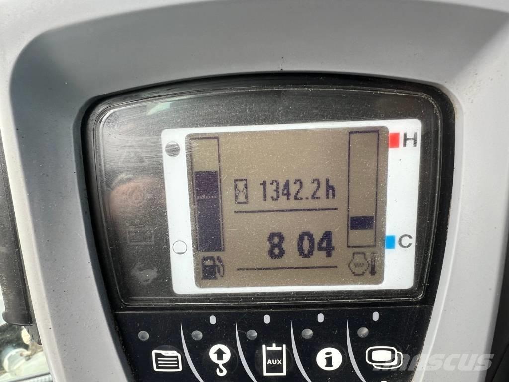 Kubota KX 080-4 Közepes (midi) kotrók 7 t - 12 t