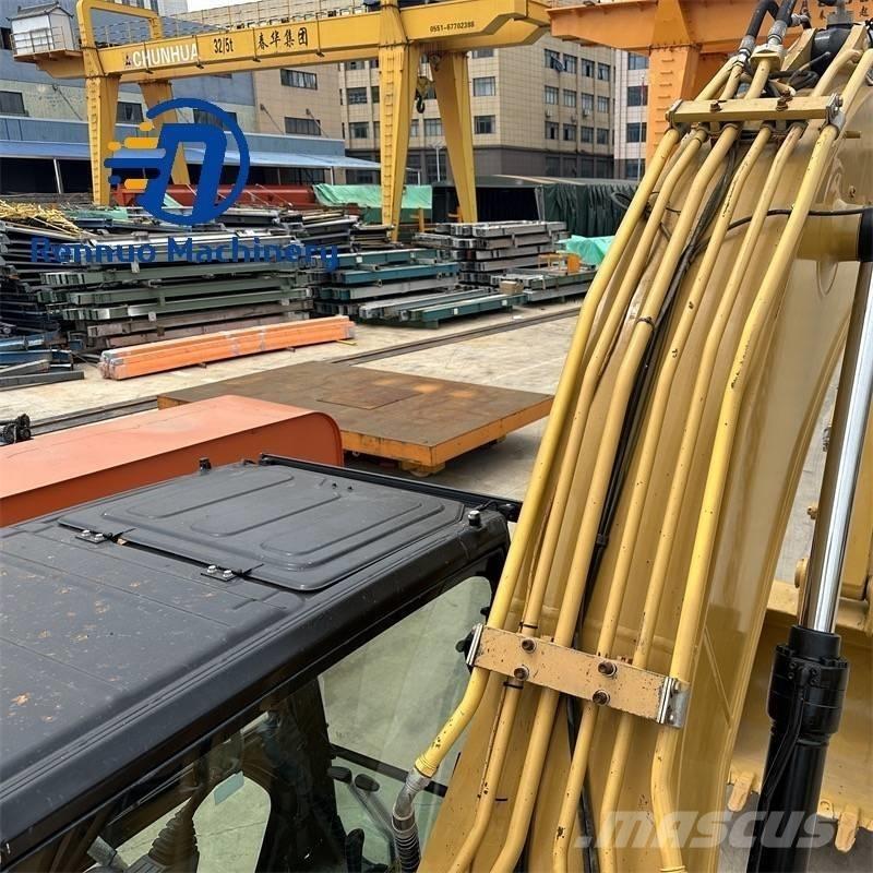 CAT 320GC Lánctalpas kotrók