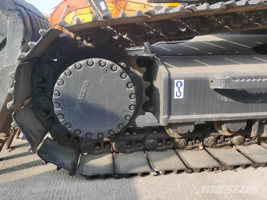 Volvo EC 250 D L Lánctalpas kotrók