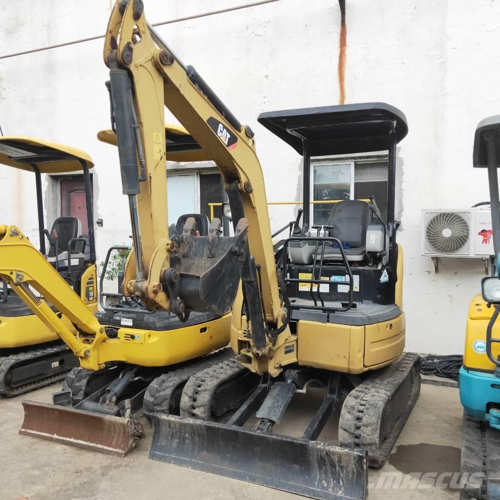 CAT 302CR Mini kotrók < 7t