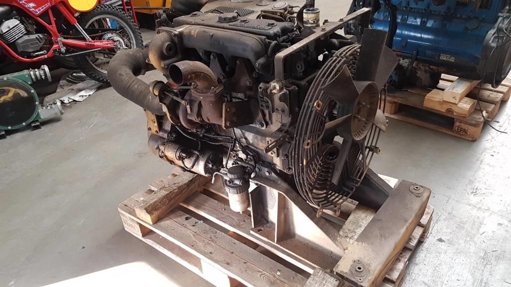 CAT 3054 Motorok