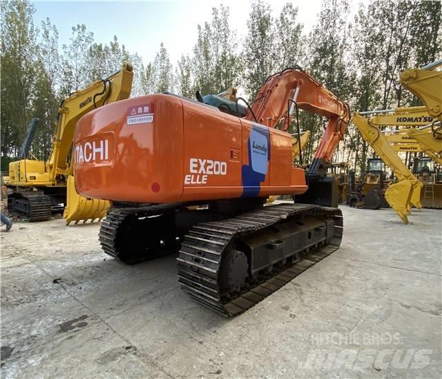 Hitachi EX 200-2 Lánctalpas kotrók
