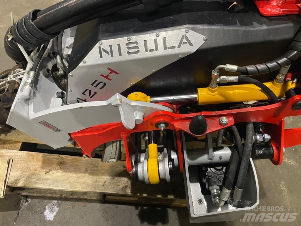 Nisula 425 H Betakarítók