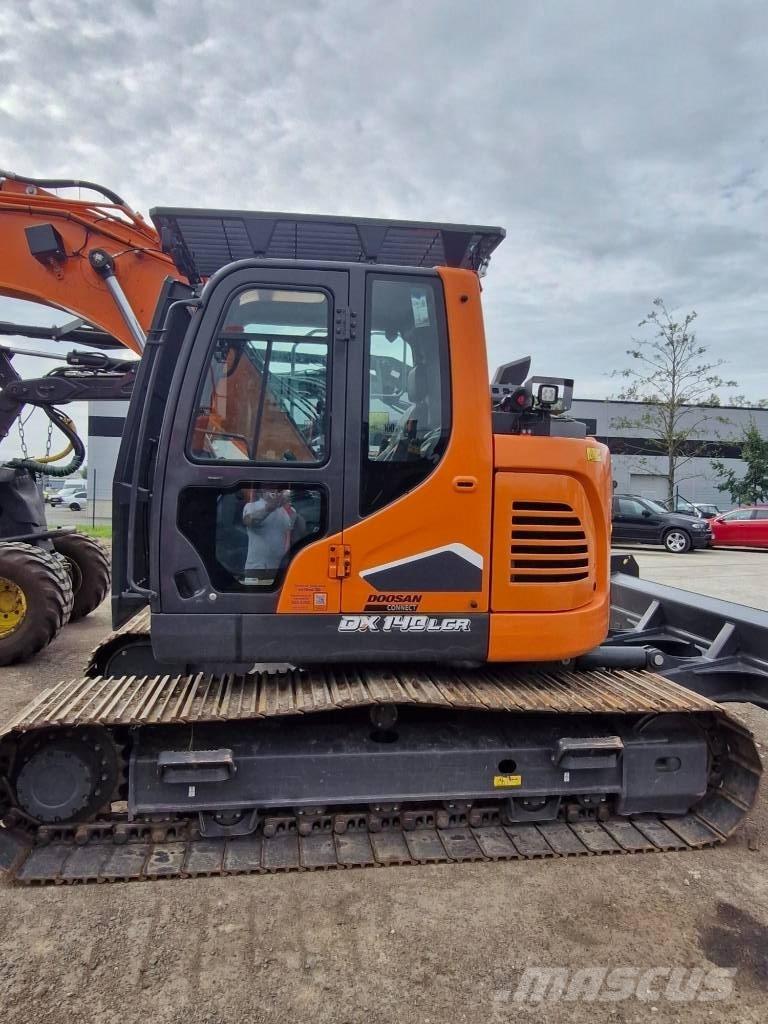 Develon DX 140 LCR-7 Lánctalpas kotrók