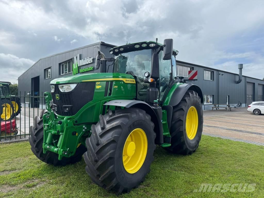 John Deere 6R 250 Traktorok