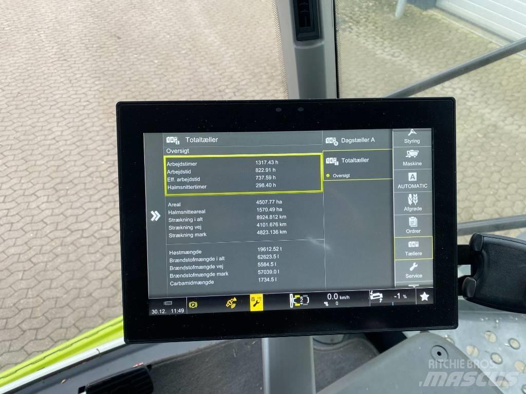 CLAAS Lexion 8800 TT Kombájnok