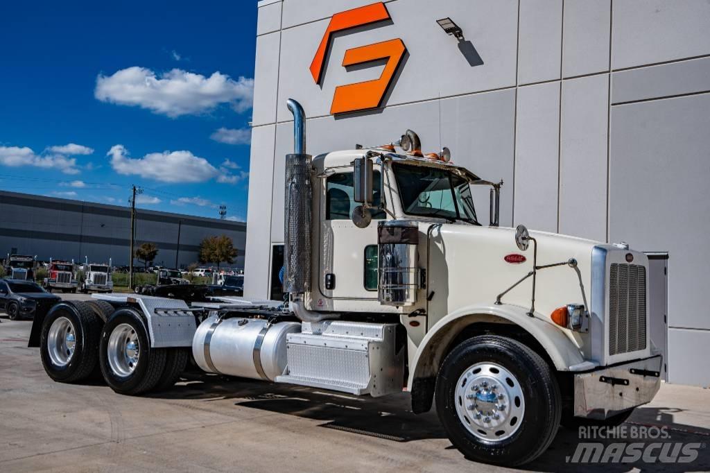 Peterbilt 367 Nyergesvontatók