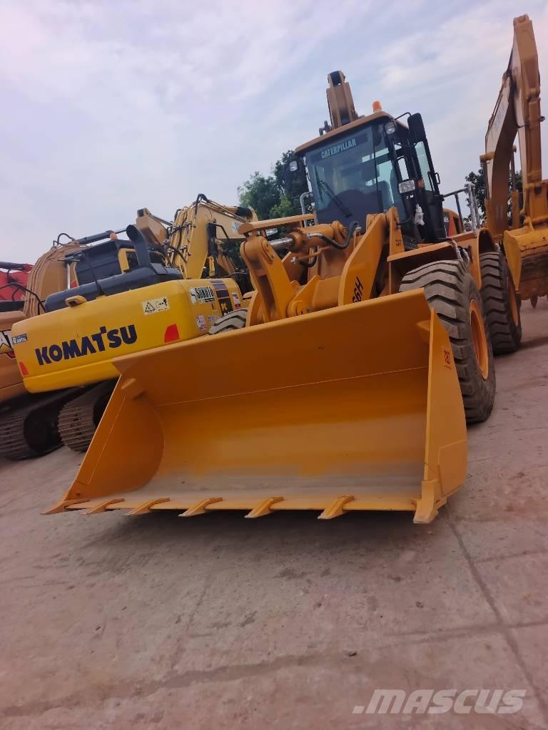 CAT 966H Gumikerekes homlokrakodók