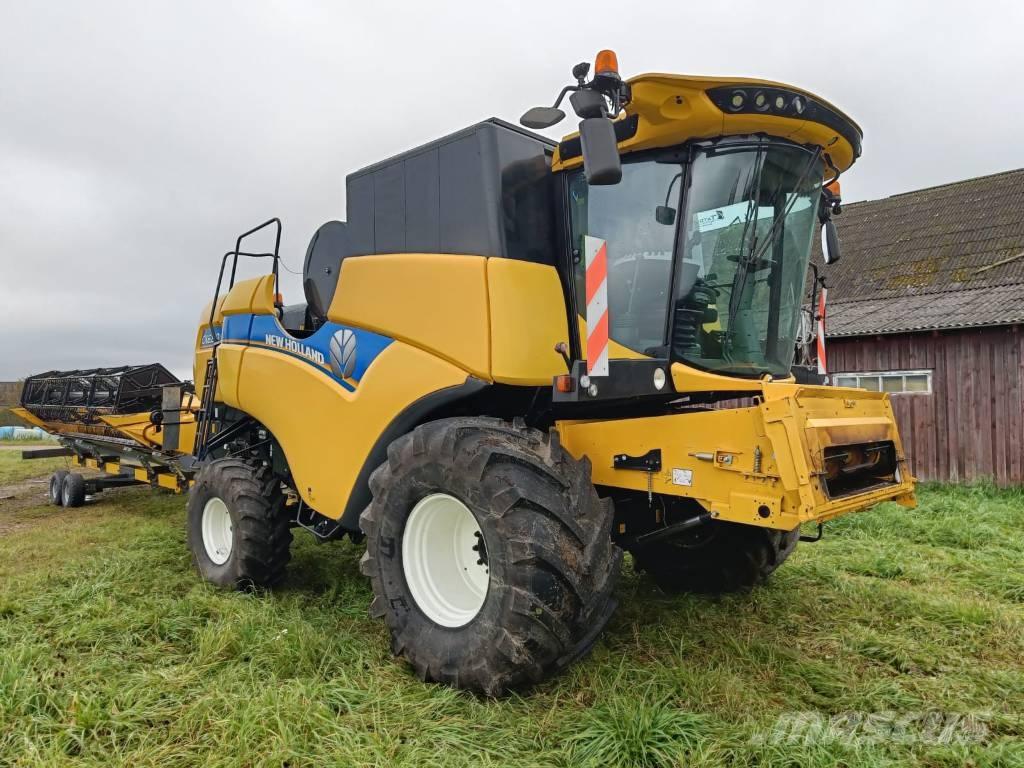 New Holland CX6.80 Kombájnok