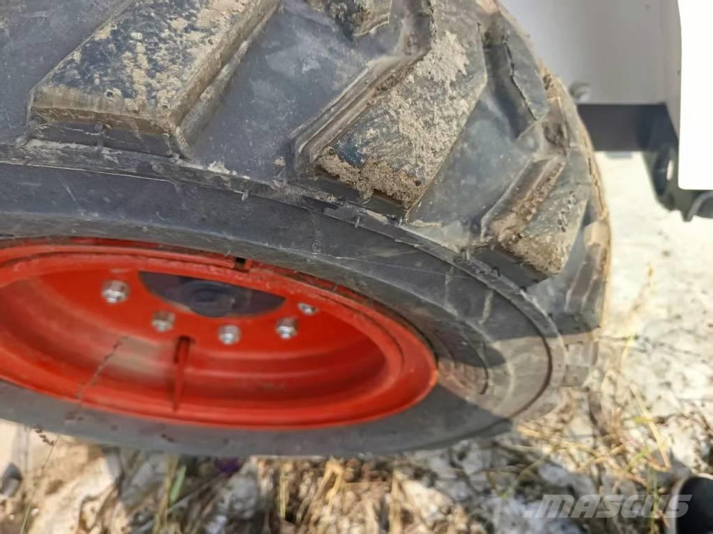 Bobcat S 18 Kompaktrakodók