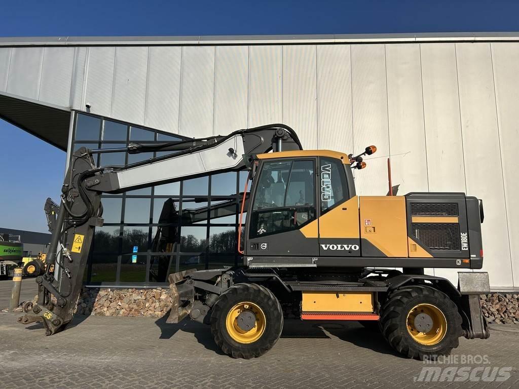 Volvo EW180E Gumikerekes kotrók