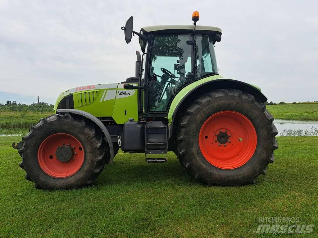 CLAAS Arion 640 Traktorok