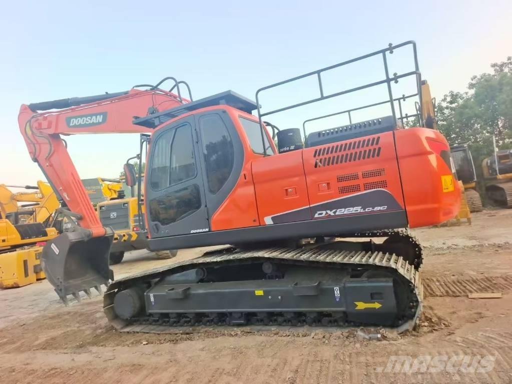 Doosan DX225LC-9C Lánctalpas kotrók