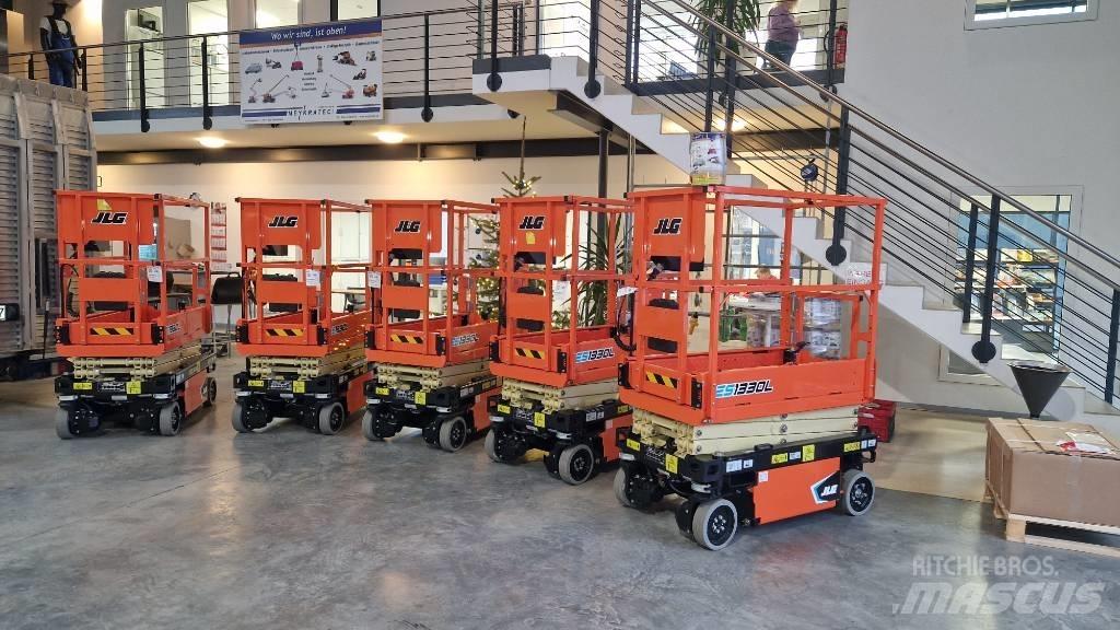 JLG ES 1330 L Ollós emelők