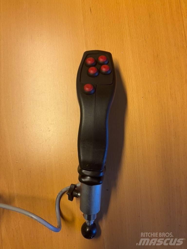 Lucas Raptor Bála aprító, vágó, csomagoló