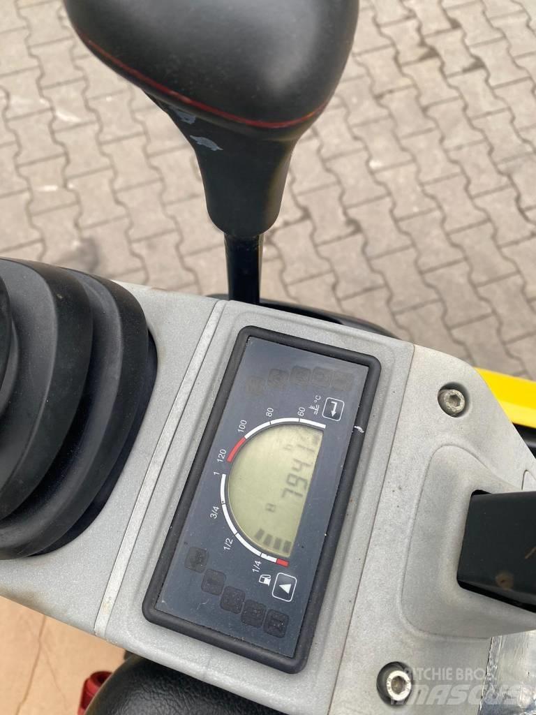 Wacker Neuson EZ 17 Mini kotrók < 7t