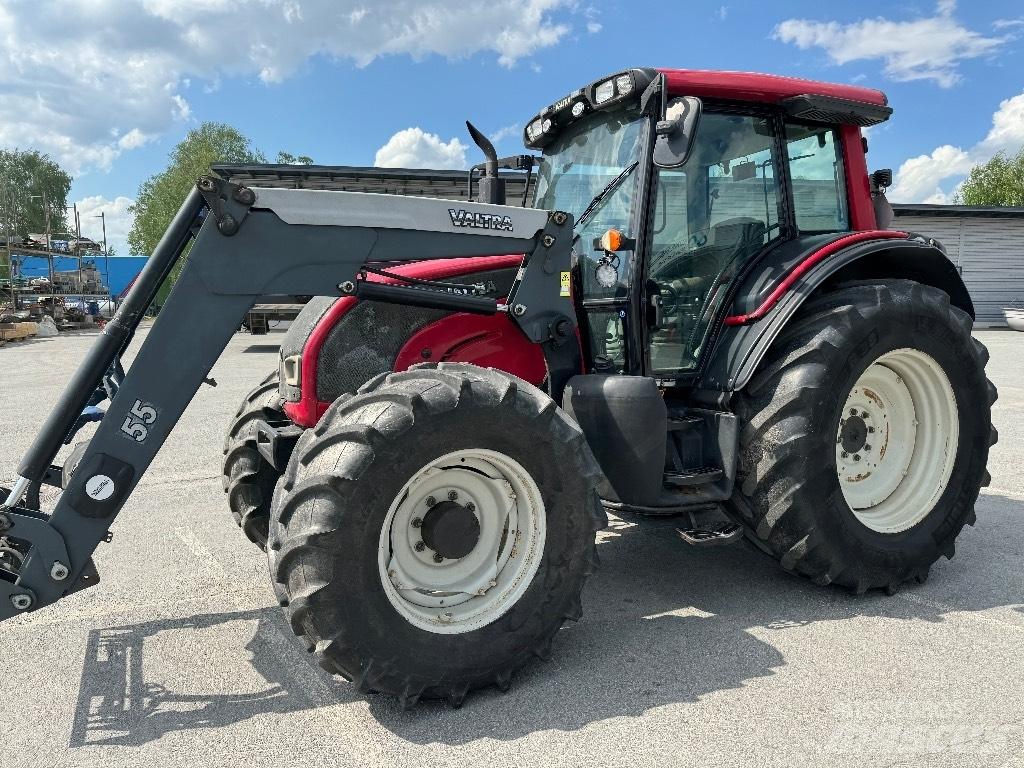 Valtra N141 Advance Traktorok