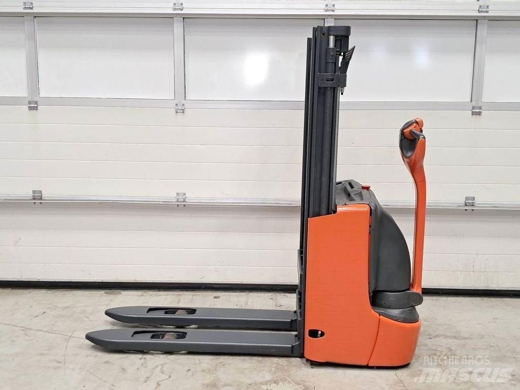 Linde L10B Gyalogkíséretű targonca